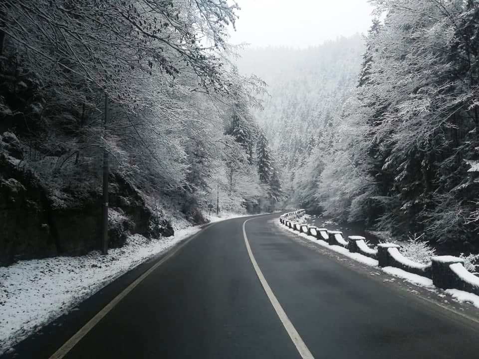zăpadă Ceahlău